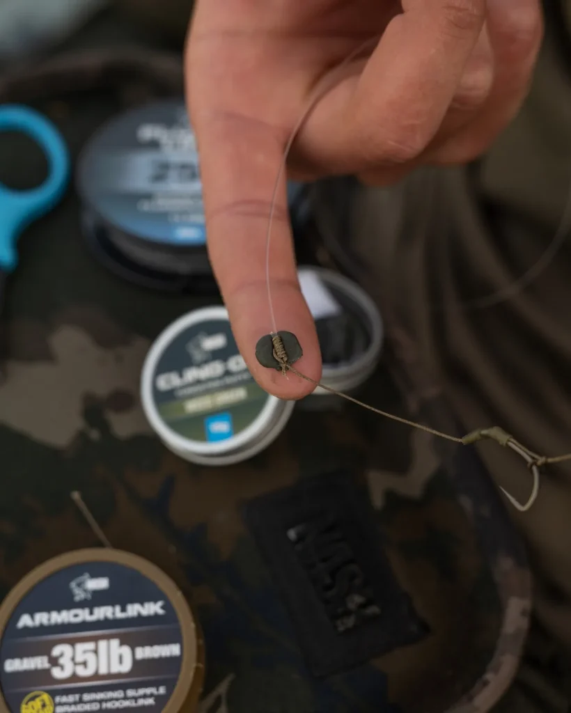 Tungsten putty pinning down the join on a combi rig.